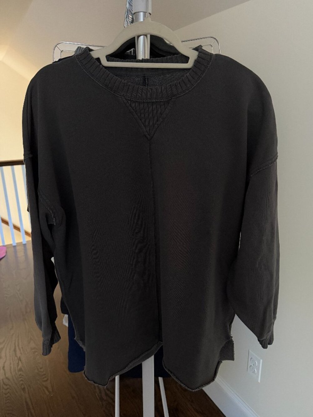Aerie Down to Earth Oversized Crewneck Sweatshirt Charcoal Gray Size M